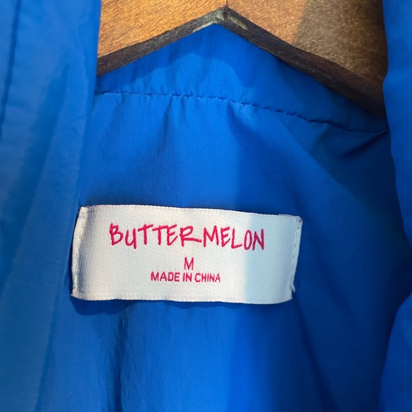 Butter-Melon Cropped Puffer Vest Cobalt/Royal Blue Medium - Picture 4 of 10